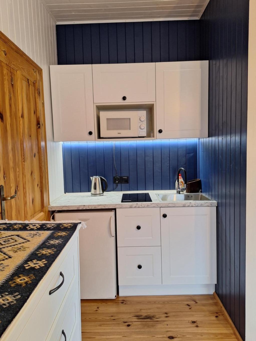 Helios Hotel Debki Bagian luar foto